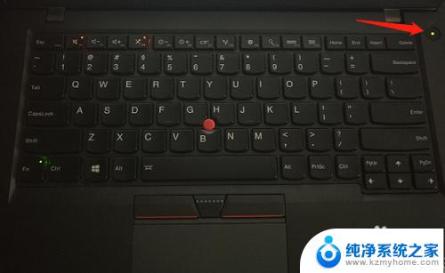 thinkpad电源一直亮 Thinkpad笔记本电脑开机黑屏但指示灯亮的解决方法